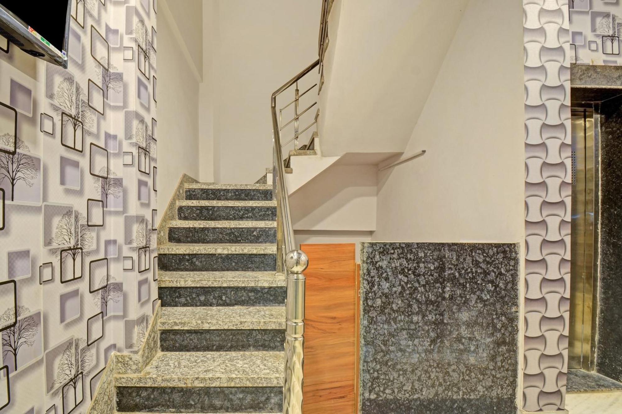 אודייפור Hotel O Silver Valley מראה חיצוני תמונה